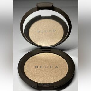 BECCA Shimmering Skin Perfector Pressed Moonstone 0.28oz Brand New Stock